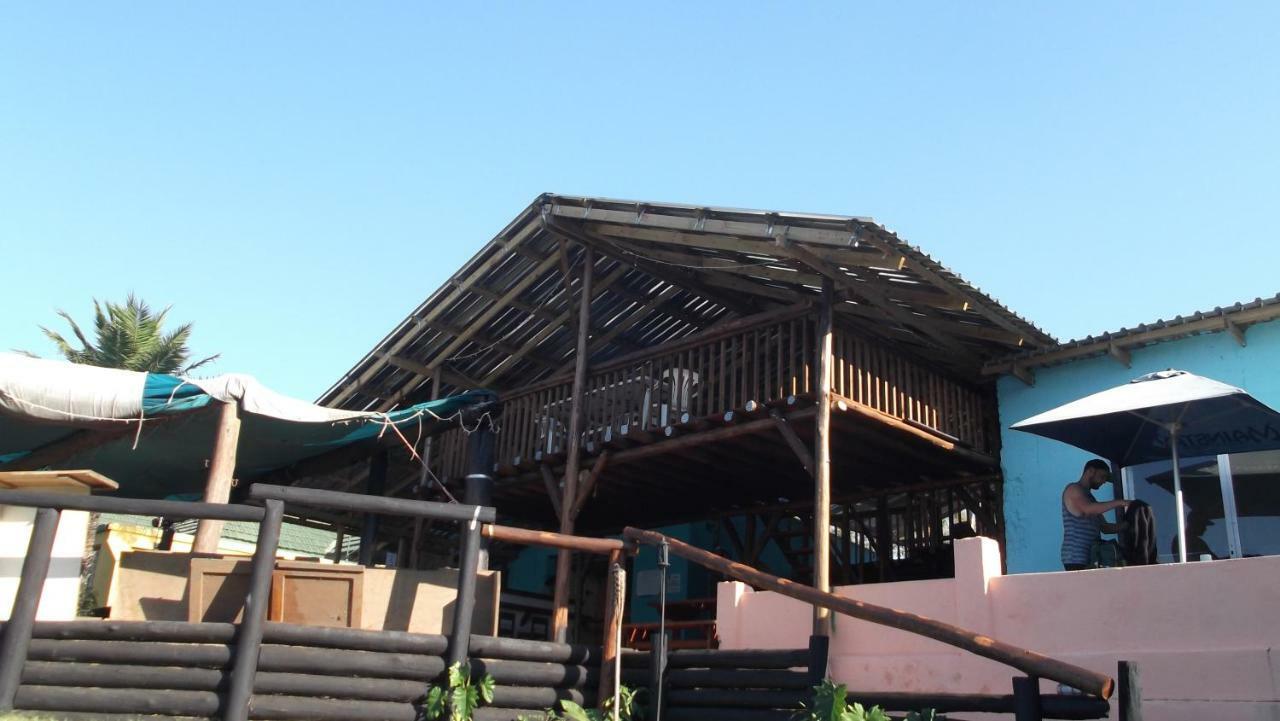 Albergue Jungle Monkey Backpackers Port Saint Johnʼs Exterior foto